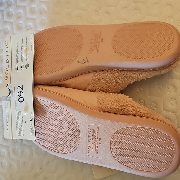 NWT Gold Toe Pink Womens Memory Foam Slippers, size 9 - Picture 2 of 4